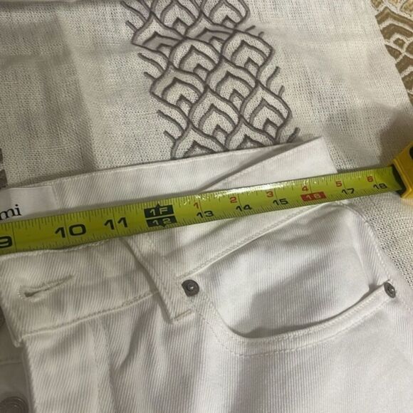 Alexandre Mattiussi white jeans‎ from Ami Paris, TAPERED FIT, size 31 - Picture 7 of 15